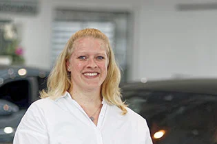 AH Riemer Jennifer Weber Serviceassistentin